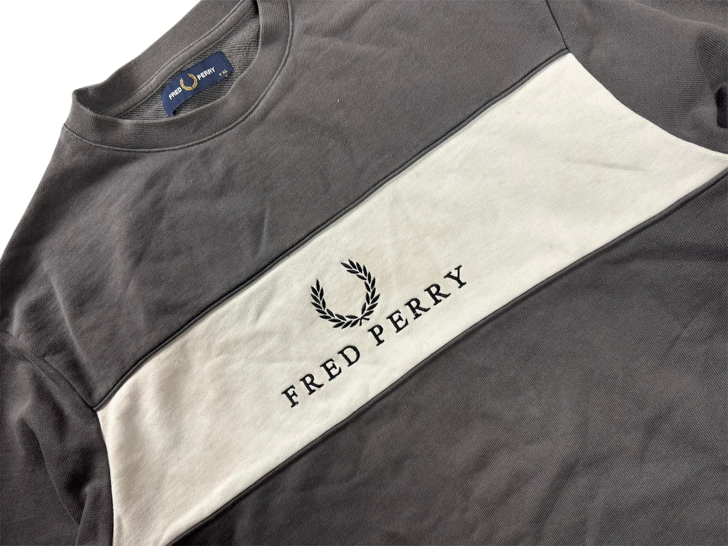 Fred Perry Sweater (M)